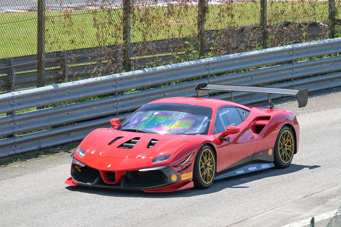 La 488 Challenge Evo pronta in pista